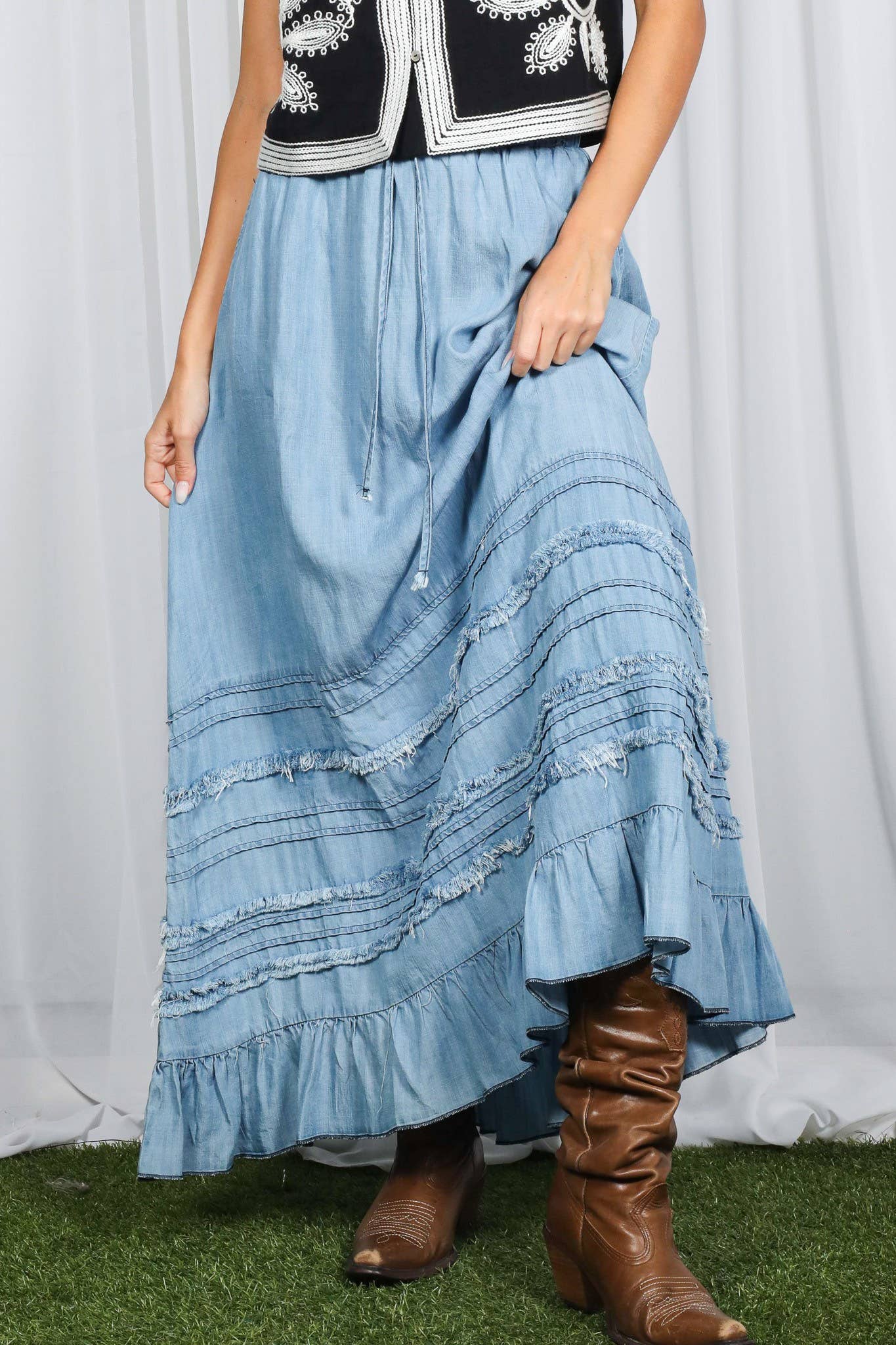 Ruffle Frayed Hem Chambray Casual Western Maxi Skirt