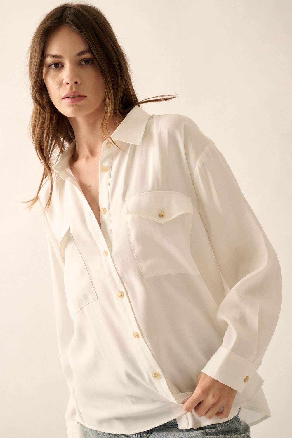Solid Woven Loose-Fit Button-Up Pocket Shirt 