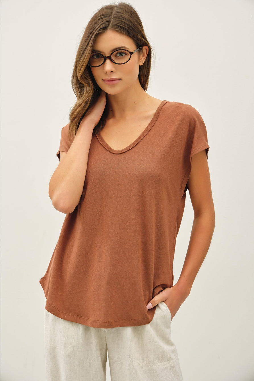 Clay Raw Edge V-neck Tee